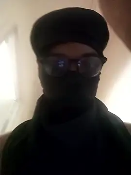 Snapshot of Smith23q123 chatting on March 3, 2026, 3:19 pm Smith23q123 online show from March 3, 2026, 3:19 pm