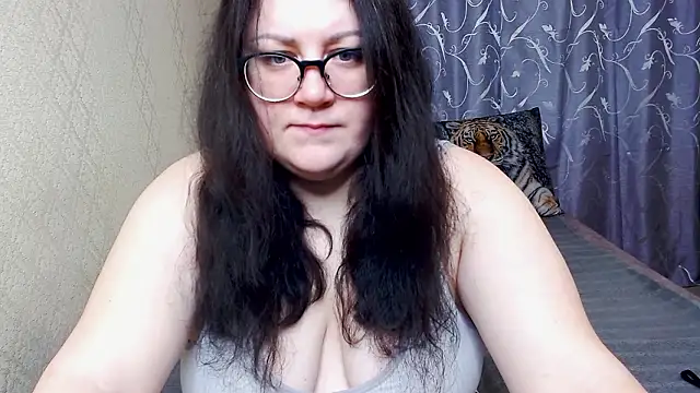 Sindy Jeniceee online show from February 19, 2026, 2:14 pm