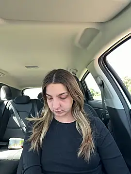 DoriDeluxe66 online show from April 10, 2026, 10:00 am