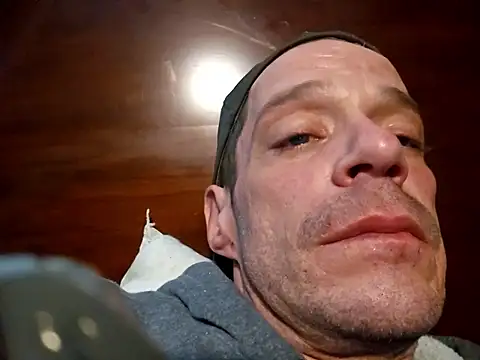 chosen923 online show from October 22, 2025, 11:47 pm