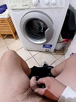 Snapshot of 74bob chatting on November 8, 2025, 5:00 am 74bob online show from November 8, 2025, 5:00 am