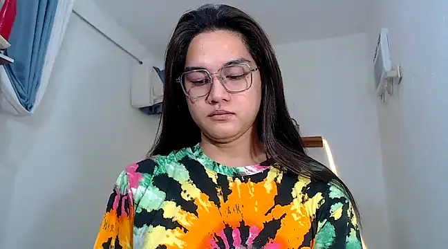 MarieLoveGlamorous online show from February 2, 2025, 9:07 am