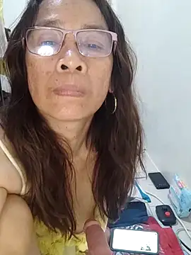 HotsexyNaughtysweetbaby online show from April 17, 2026, 6:44 pm