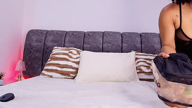 Snapshot of naia_blessed chatting on November 26, 2025, 7:14 pm naia blessed online show from November 26, 2025, 7:14 pm