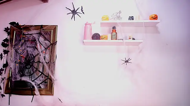 Snapshot of naia_blessed chatting on October 27, 2025, 7:15 pm naia blessed online show from October 27, 2025, 7:15 pm