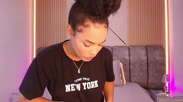 naia blessed online show from April 7, 2026, 7:15 pm