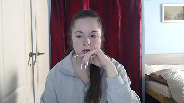 ryhhnnagold99 online show from September 26, 2025, 9:38 am