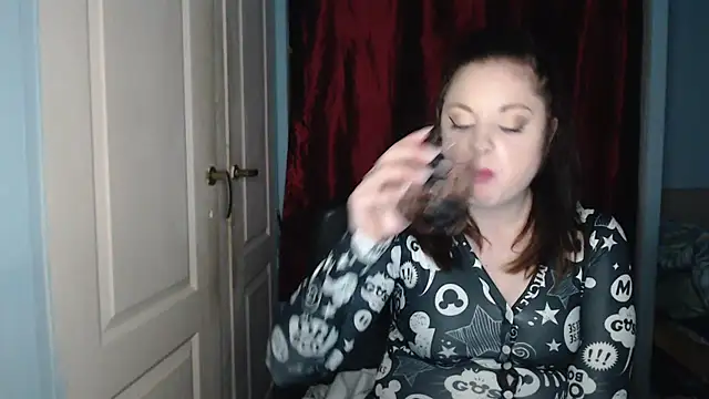 ryhhnnagold99 online show from November 11, 2025, 6:25 pm