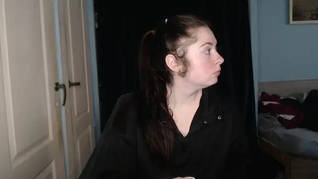 Snapshot of ryhhnnagold99 chatting on February 12, 2026, 6:02 am ryhhnnagold99 online show from February 12, 2026, 6:02 am