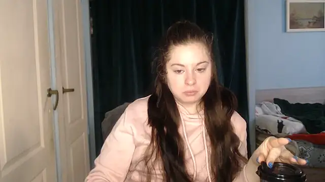 Snapshot of ryhhnnagold99 chatting on February 18, 2026, 11:28 am ryhhnnagold99 online show from February 18, 2026, 11:28 am