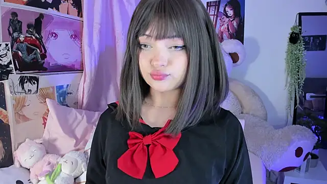 mia angel  online show from February 9, 2026, 11:47 pm