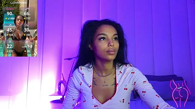 Snapshot of KimiBrown chatting on December 31, 2024, 6:59 am KimiBrown online show from December 31, 2024, 6:59 am