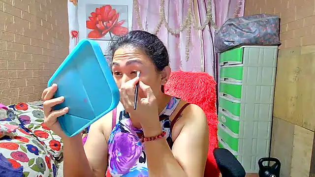 M e c e l online show from March 18, 2025, 12:17 pm