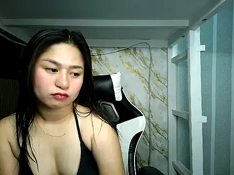 Snapshot of Mia_2022 chatting on September 25, 2025, 6:08 am Mia 2022 online show from September 25, 2025, 6:08 am