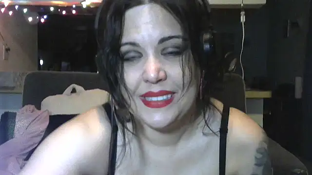 Mistimoon online show from November 11, 2025, 3:56 am