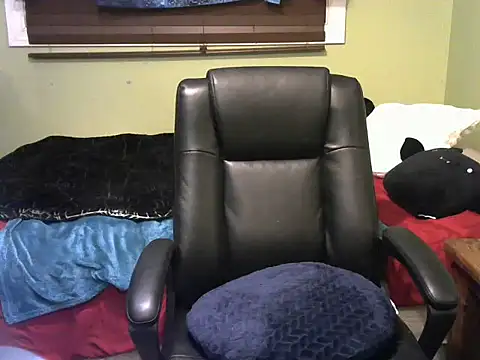 Mistimoon online show from September 15, 2025, 4:24 am