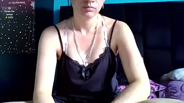 Salo Heaven online show from December 1, 2025, 6:31 pm