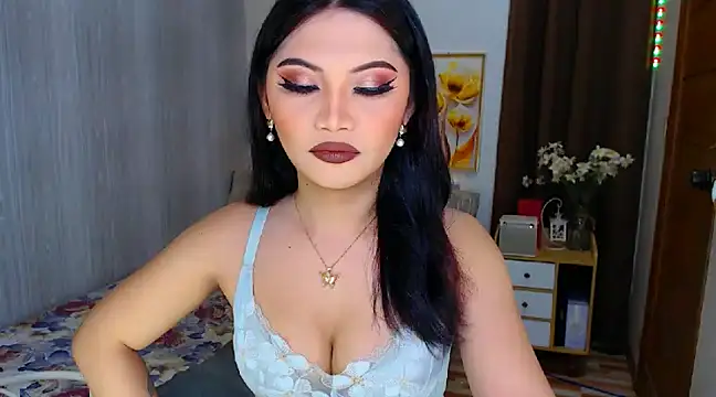 xXCathyJennerXx online show from February 13, 2025, 9:20 am