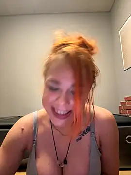 PennyPrincess online show from November 29, 2025, 1:44 pm