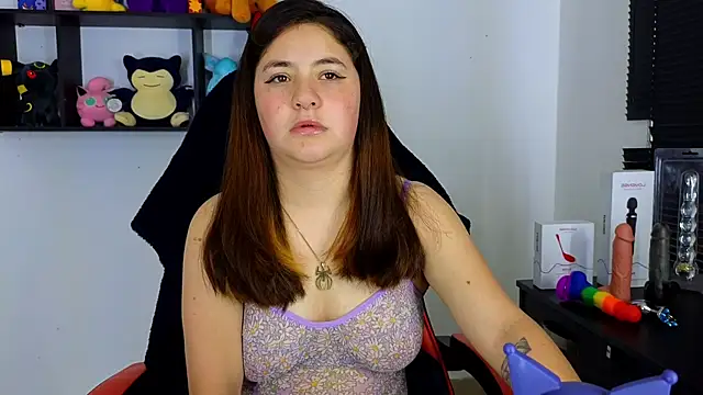 Snapshot of ann_bronw chatting on February 21, 2025, 2:06 pm ann bronw online show from February 21, 2025, 2:06 pm