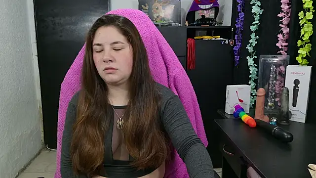 ann bronw online show from December 15, 2025, 11:38 am