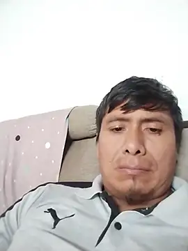 Snapshot of Rusito26 chatting on July 1, 2026, 6:41 pm Rusito26 online show from July 1, 2026, 6:41 pm