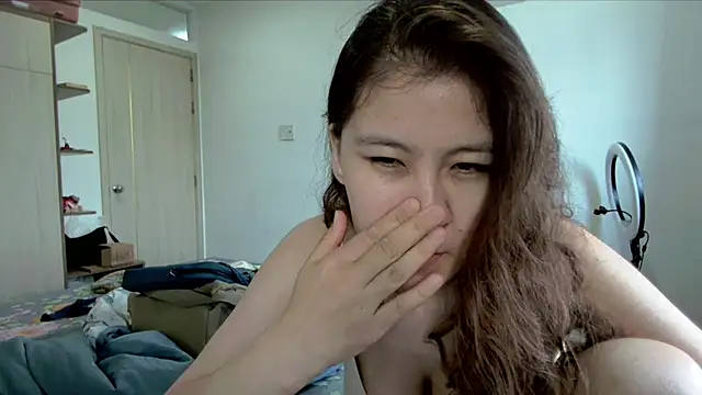 Snapshot of Riz_girl chatting on June 13, 2026, 10:35 am Riz girl online show from June 13, 2026, 10:35 am