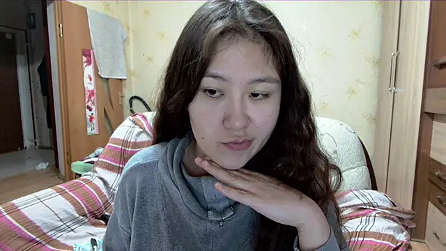 Riz girl online show from April 20, 2026, 3:46 pm