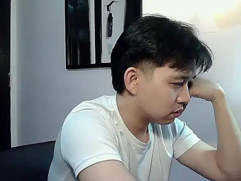 Snapshot of alfonsoasiancutie chatting on December 22, 2025, 11:32 am alfonsoasiancutie online show from December 22, 2025, 11:32 am