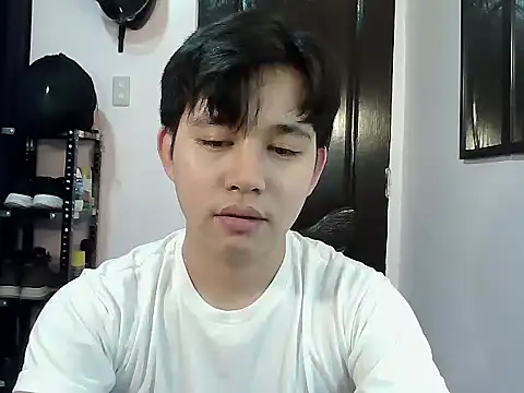 Snapshot of alfonsoasiancutie chatting on January 15, 2026, 1:14 pm alfonsoasiancutie online show from January 15, 2026, 1:14 pm