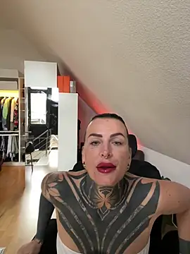 InkedBiitch online show from March 25, 2026, 6:46 am