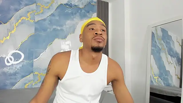 Snapshot of Kylieandjhonny chatting on September 17, 2025, 8:00 pm Kylieandjhonny online show from September 17, 2025, 8:00 pm