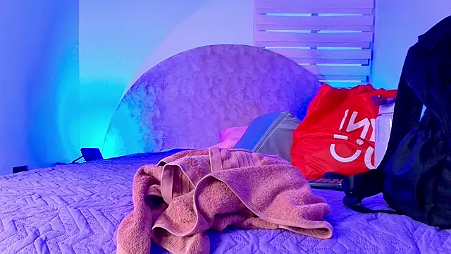  ebony-queen  online show from November 26, 2025, 12:05 pm