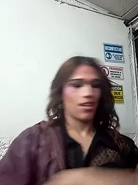 StefyFerrer online show from May 9, 2026, 12:25 am