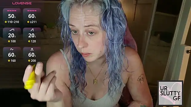 ursluttygf online show from June 5, 2026, 2:16 am