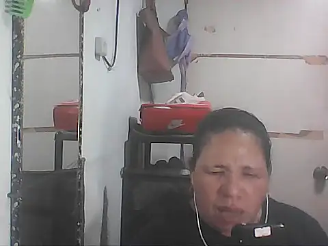 hotwet mama4uxx online show from January 7, 2026, 10:42 am