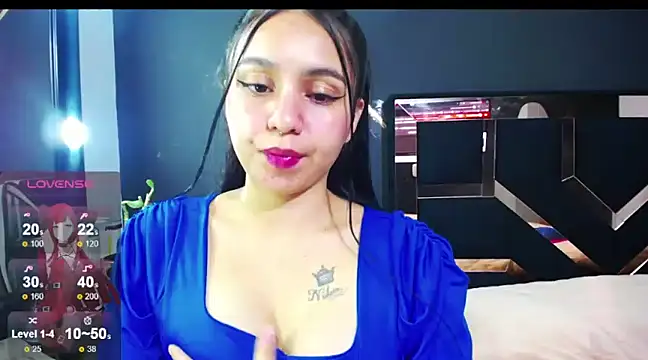 Snapshot of Lorena__ chatting on February 28, 2025, 12:32 am Lorena online show from February 28, 2025, 12:32 am