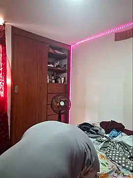 Snapshot of Natashariley1 chatting on February 28, 2025, 7:56 pm Natashariley1 online show from February 28, 2025, 7:56 pm