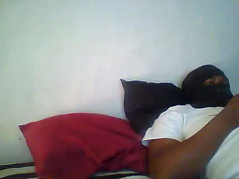 Snapshot of TitularAdaption chatting on February 25, 2026, 5:07 am TitularAdaption online show from February 25, 2026, 5:07 am