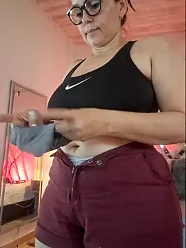 MariaPau 83 online show from September 19, 2025, 7:07 pm