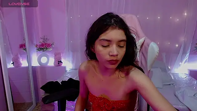 Snapshot of Sweetcristin chatting on June 1, 2026, 2:34 am Sweetcristin online show from June 1, 2026, 2:34 am