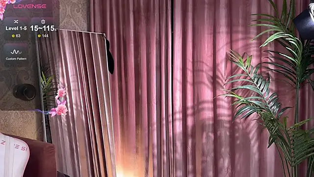 01 lili 01 online show from September 21, 2025, 10:53 am