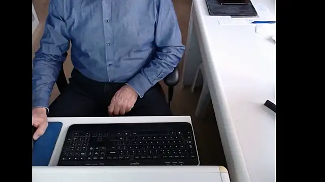 dutchpornking online show from January 9, 2026, 8:21 am