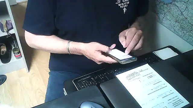 DUDURAxh online show from October 21, 2025, 9:09 am