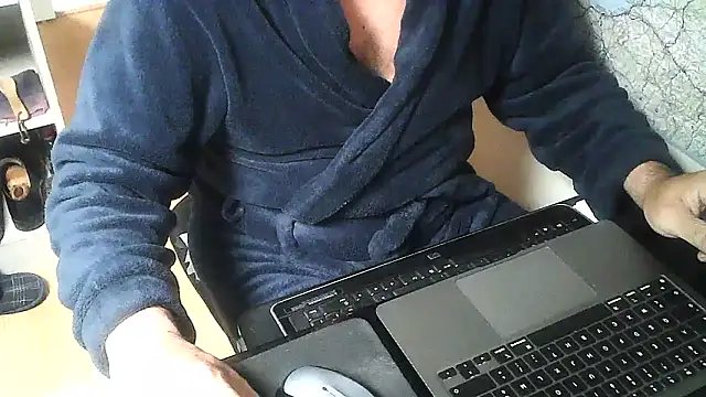 DUDURAxh online show from November 23, 2025, 2:16 pm