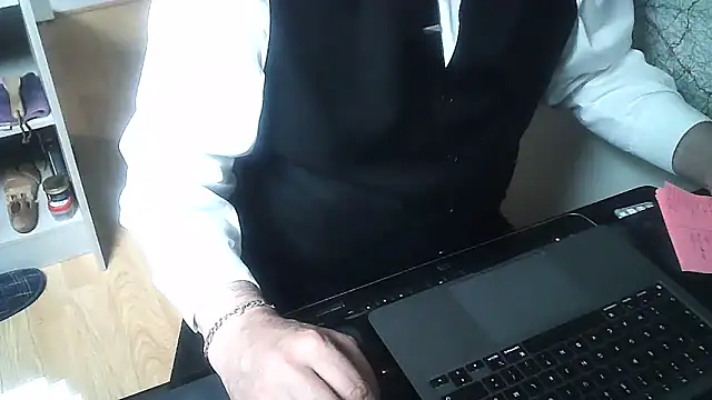 DUDURAxh online show from November 26, 2025, 12:38 pm