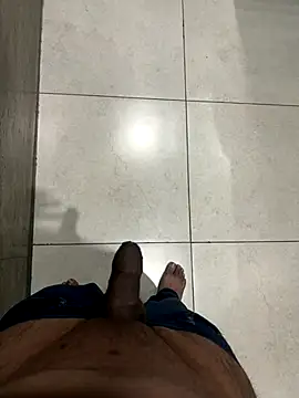 luciferdxm5 online show from December 3, 2025, 8:08 pm