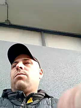 Hotarabicboy36y online show from February 8, 2025, 3:31 pm