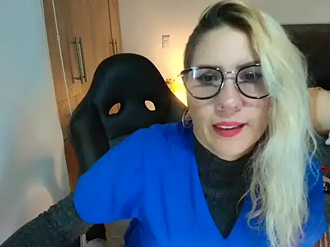 Snapshot of natalia-66 chatting on July 17, 2026, 4:32 am natalia-66 online show from July 17, 2026, 4:32 am