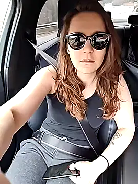 Tinas5 online show from March 3, 2026, 1:07 pm